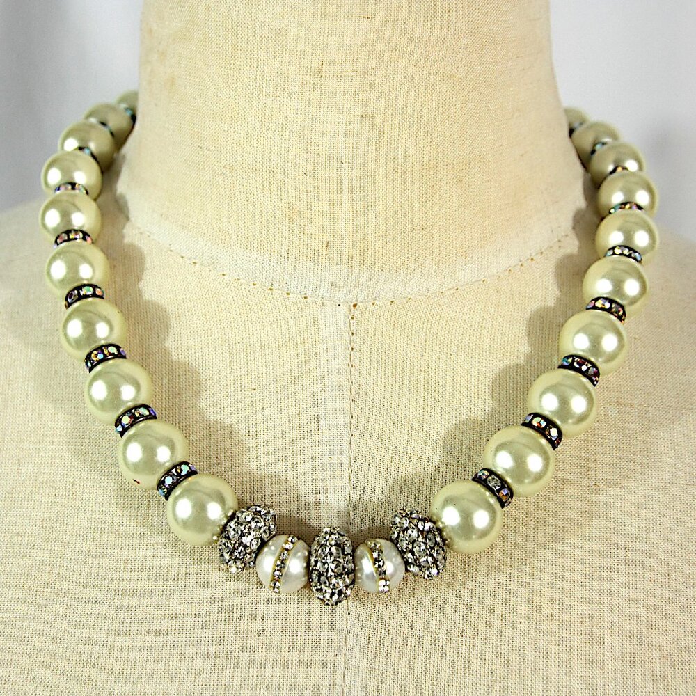 Faux Pearl and Rhinestones Beaded Magnetic Statement Necklace Jewelry Formal